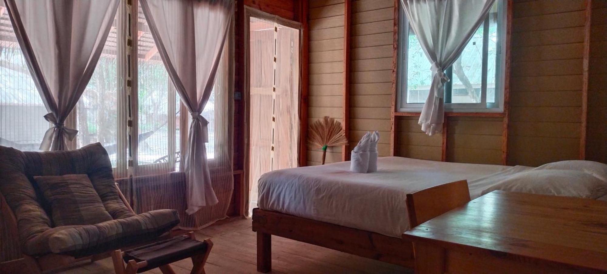 Hotel Lazy Hut Koh Phayam Esterno foto