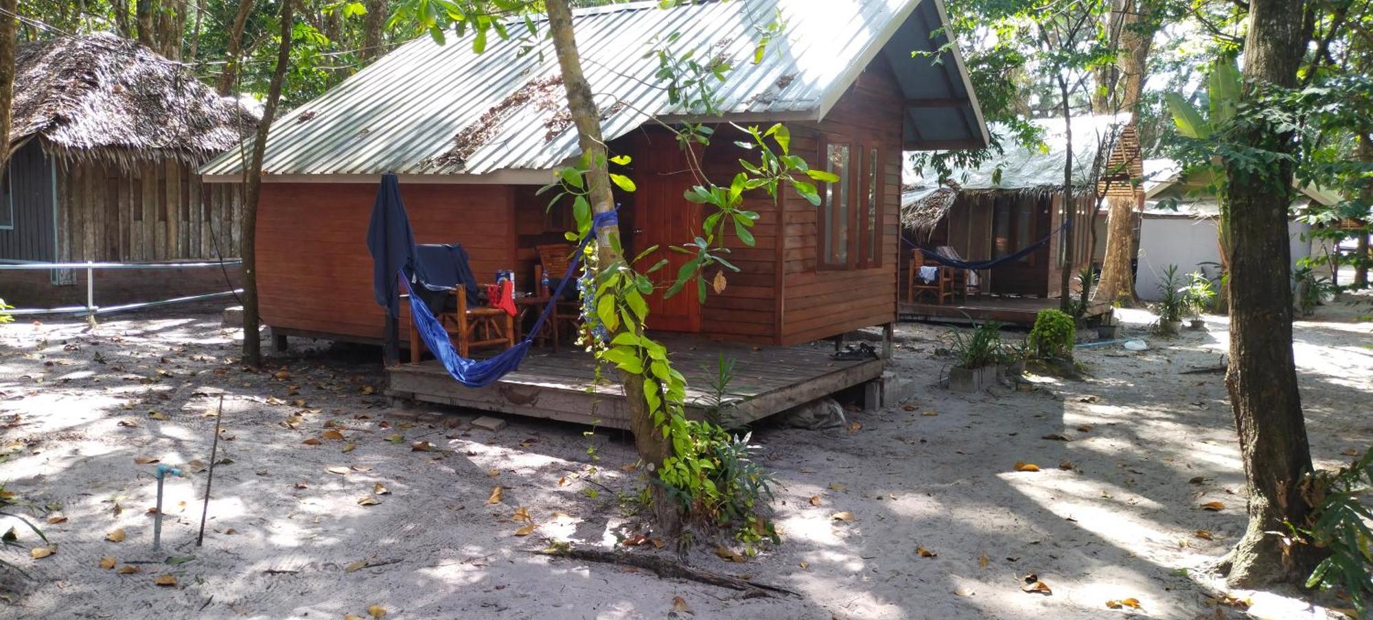 Hotel Lazy Hut Koh Phayam Esterno foto