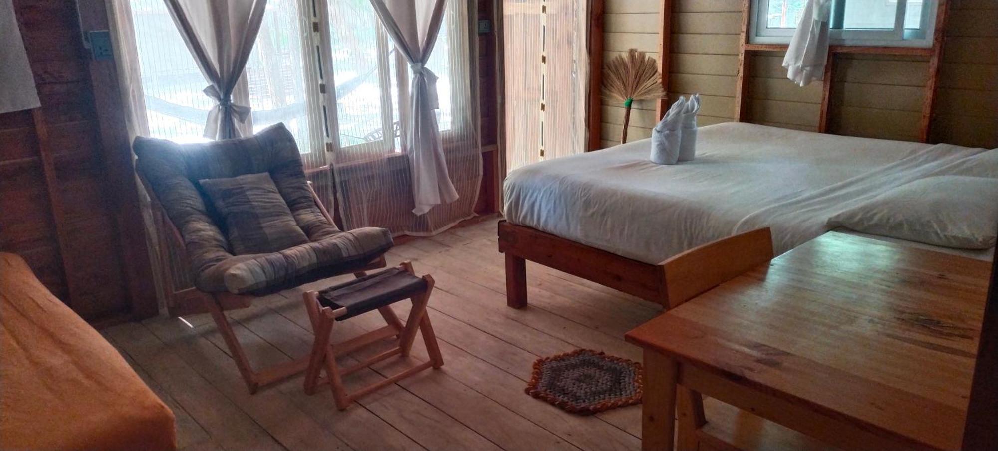 Hotel Lazy Hut Koh Phayam Esterno foto