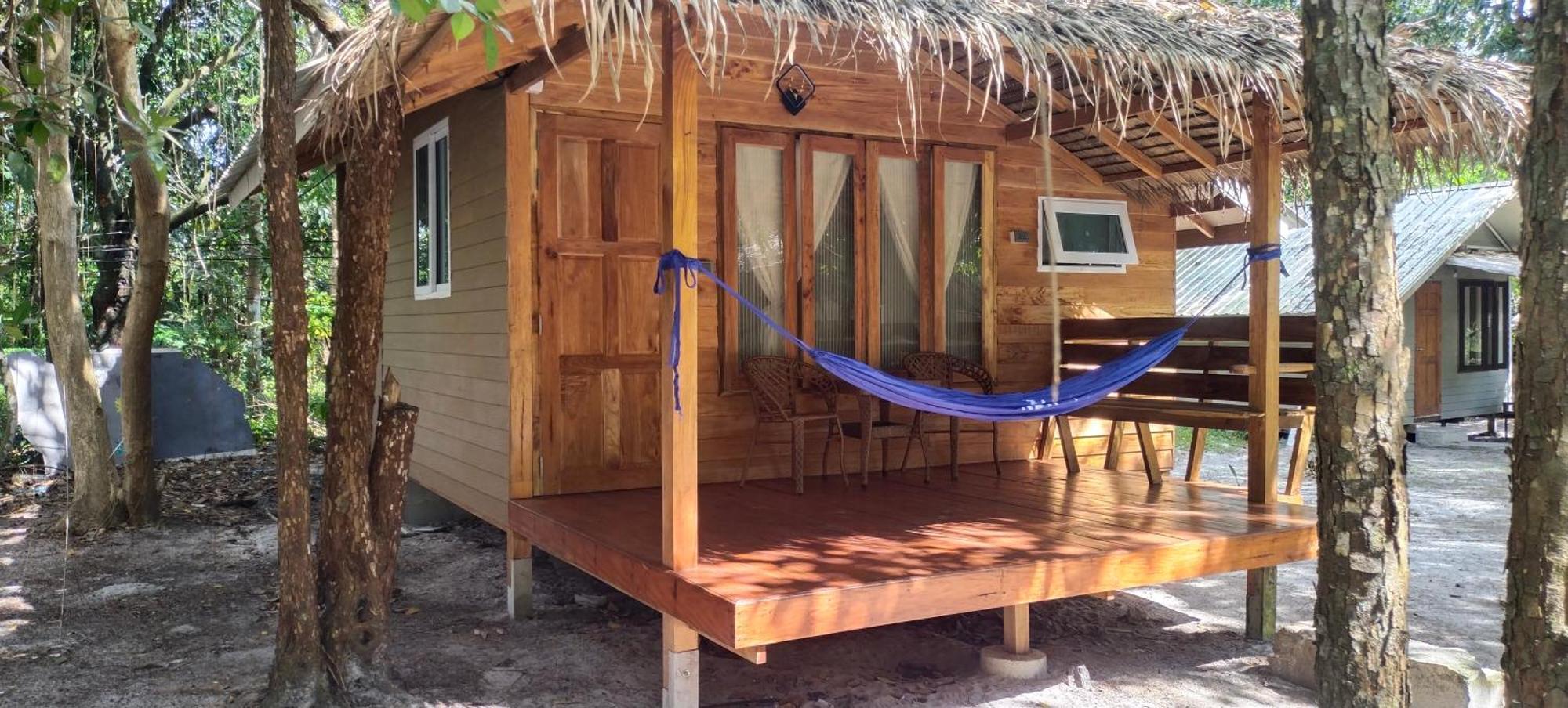 Hotel Lazy Hut Koh Phayam Esterno foto