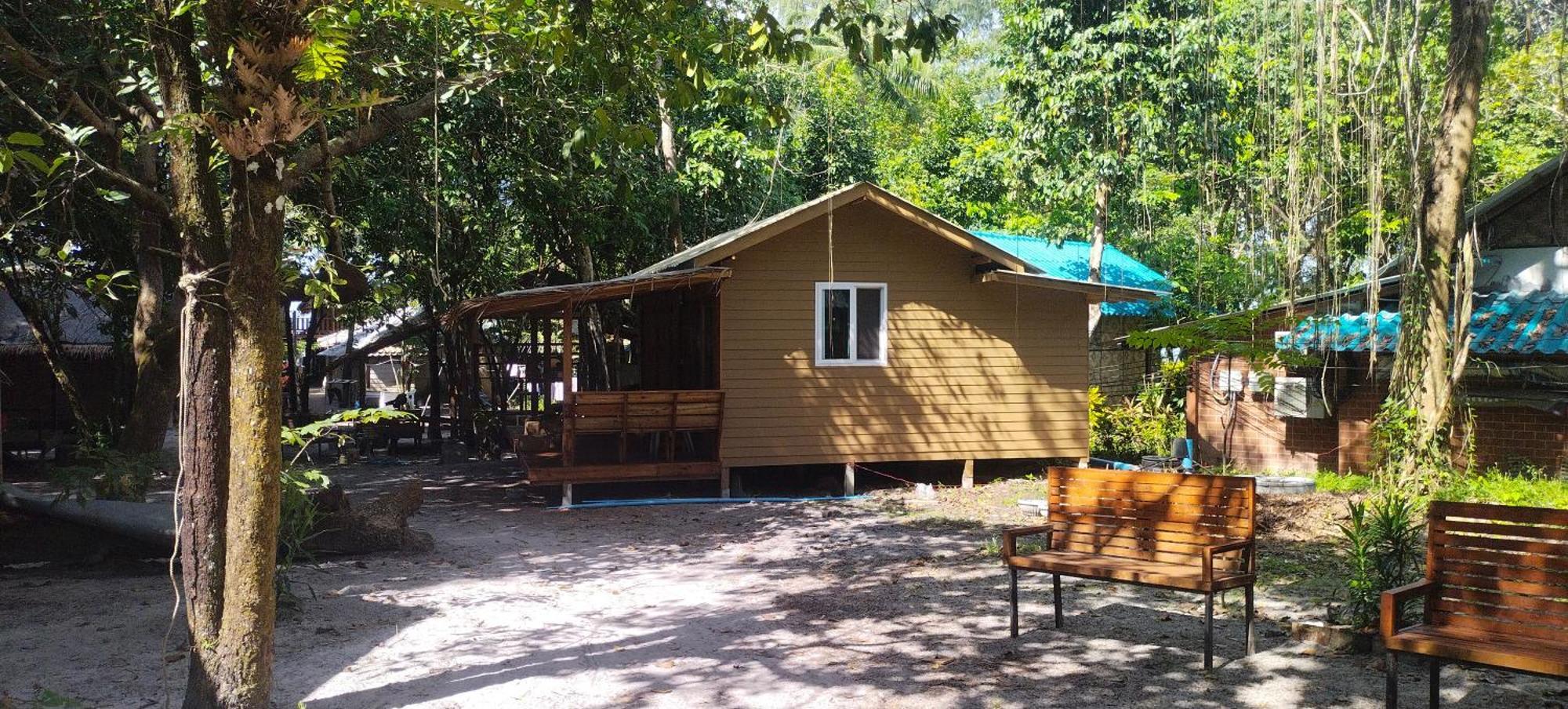 Hotel Lazy Hut Koh Phayam Esterno foto