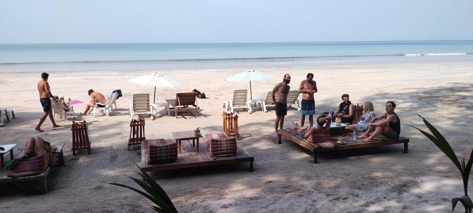 Hotel Lazy Hut Koh Phayam Esterno foto